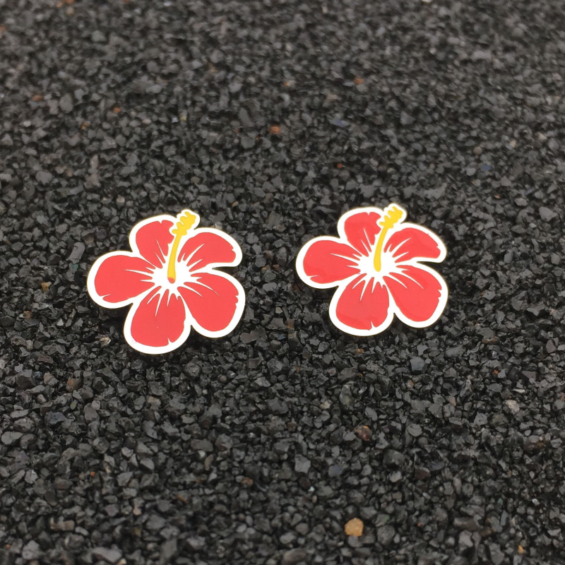 Hawaii-stílusú fülbevaló hibiszkusz virággal, rozsdamentes acélból, patinált felület