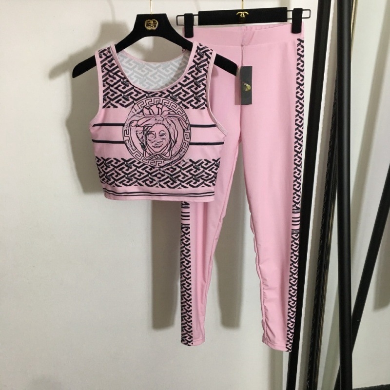 2025 tavasz-nyári új jóga szett Medúza portré nyomtatással, ujjatlan top és rugalmas karcsúsító leggings