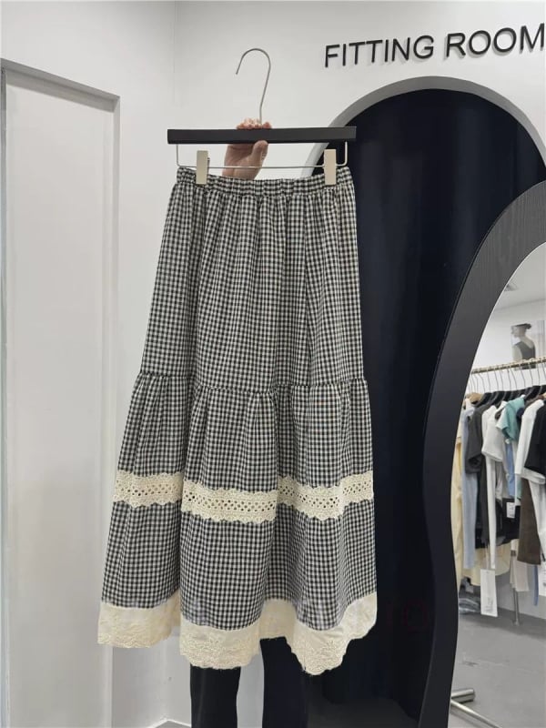 Καρό φούστα σε ιαπωνικό στυλ Cake Skirt με δαντελένιο ύφος, καλλιτεχνικό και φρέσκο, θηλυκό και casual, μακριά midi φούστα