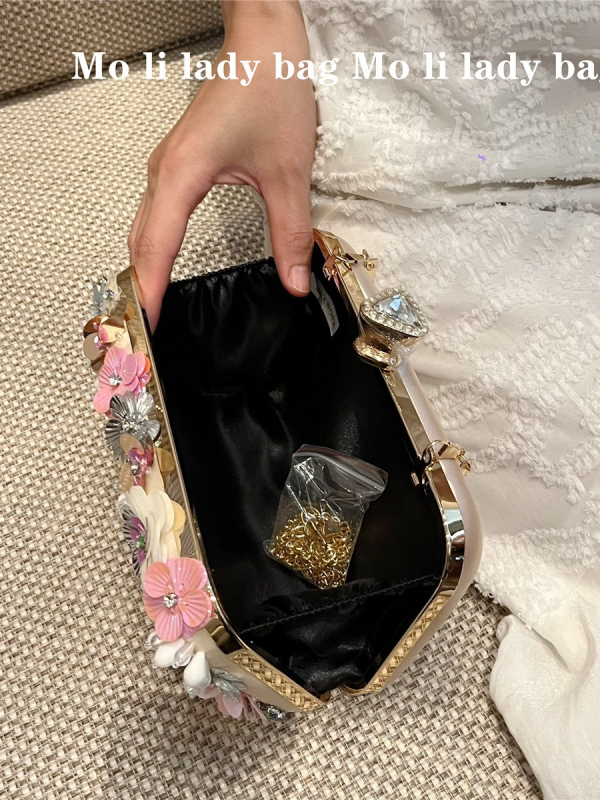 Geantă roz cu flori 3D, clutch de seară mic, pătrată, cu cristale, pentru femei