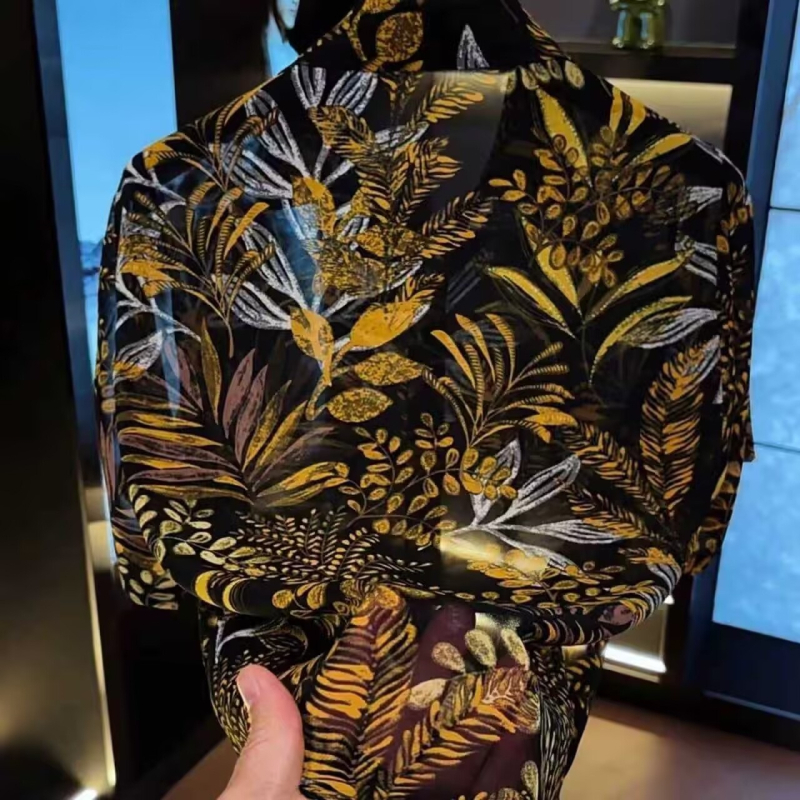 2026 Férfi nyári slim-fit rövid ujjú Ice Silk ing, stílusos egyedi nyomtatás, könnyű anyag
