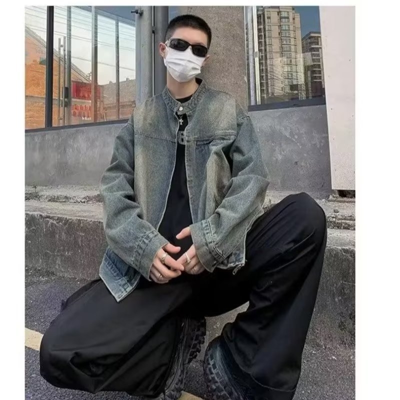 Férfi denimdzseki japán hangulatú őszi viselet, lazán szabott, mosott hatás, állnyakos gallér, egyszínű, hosszú ujjú, oldalsó zsebek