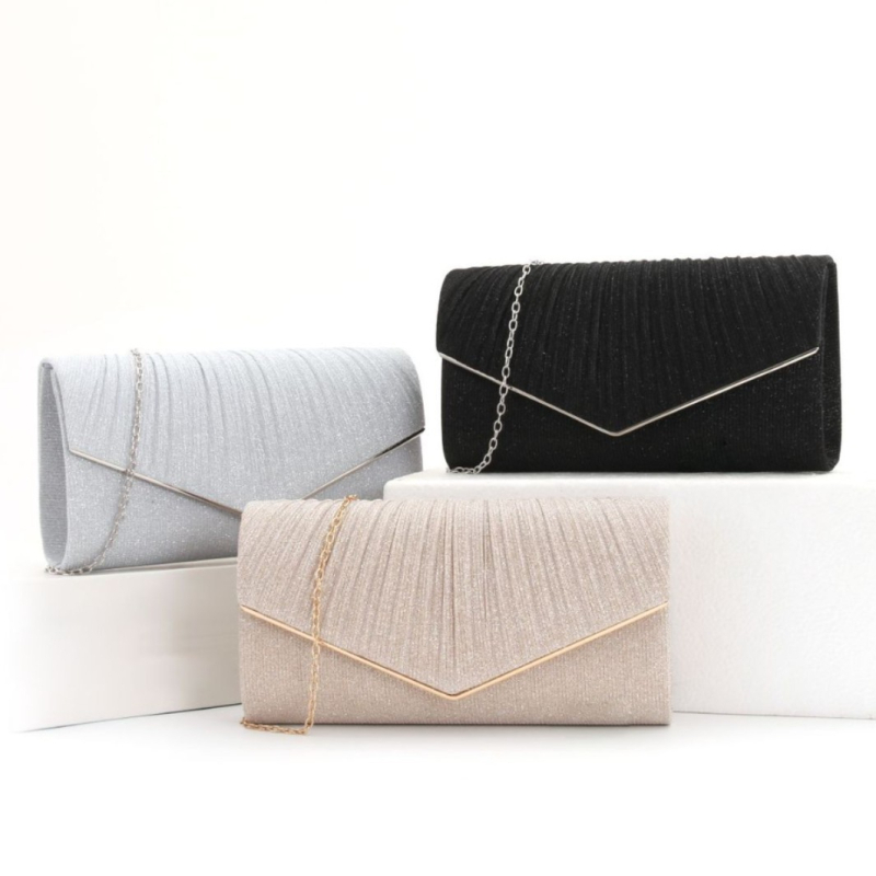 Estélyi clutch táska hengeres alappal és V alakú redőkkel, egyszínű