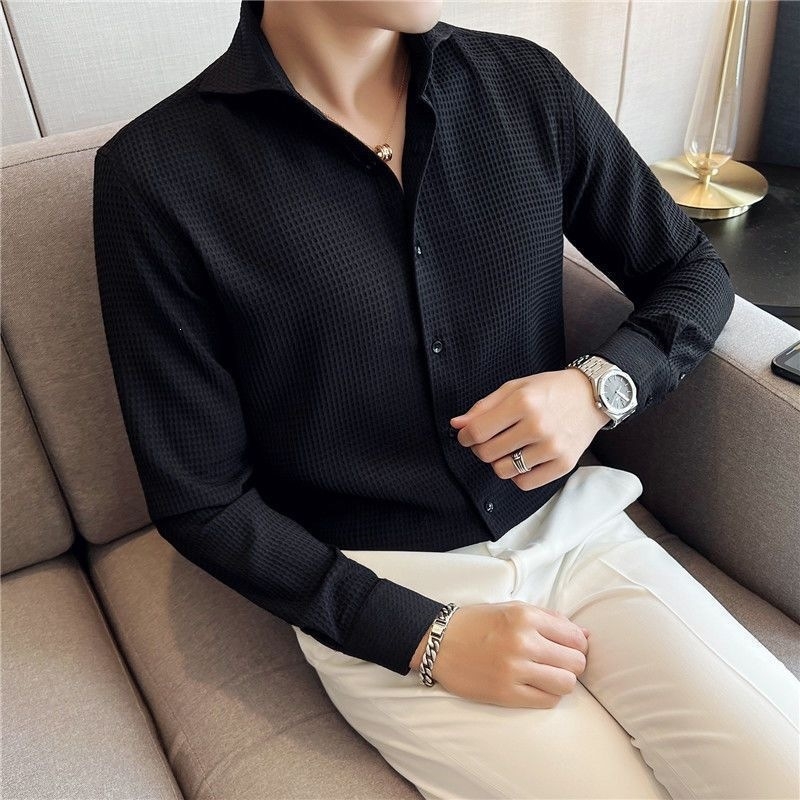 Warm Maple férfi waffle textúrájú gyűrődésmentes hosszú ujjú ing, slim fit, hétköznapi üzleti stílus, koreai ihletésű