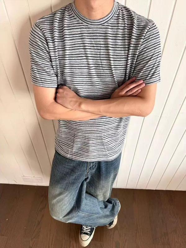 Férfi rövid ujjú nyári póló, koreai stílusú, laza szabás, hongkongi streetwear