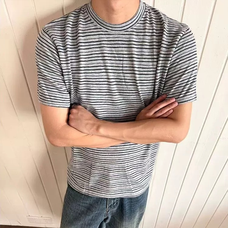 Férfi rövid ujjú nyári póló, koreai stílusú, laza szabás, hongkongi streetwear