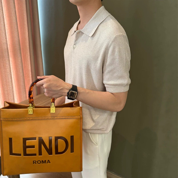 Férfiaknak készült kötött polo, olasz old-money stílusban, nyár, rövid ujjú, lezser, sokoldalú, minimalist design.