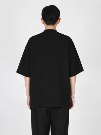 Yohji Yamamoto-stílusú férfi póló, félmagas gallér, laza szabás, rövid ujjú, ice-silk és pamut keveréke