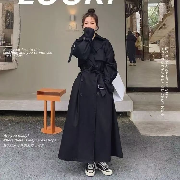 Palton elegant cu nasturi dubli, talie strânsă, lungime medie, guler polo, mâneci clopot, stil britanic pentru femei