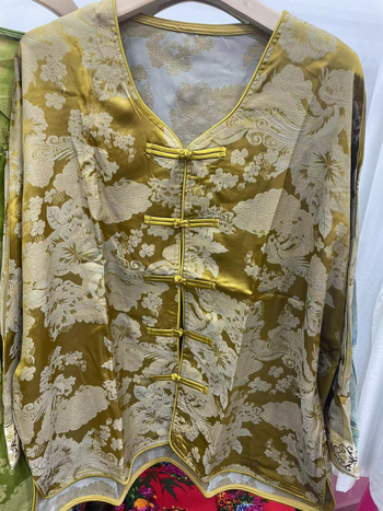 Top cu mânecă lungă, stil chinezesc, jacquard din fibre de rayon, guler rotund, nasturi tip frog, croială casual scurtă