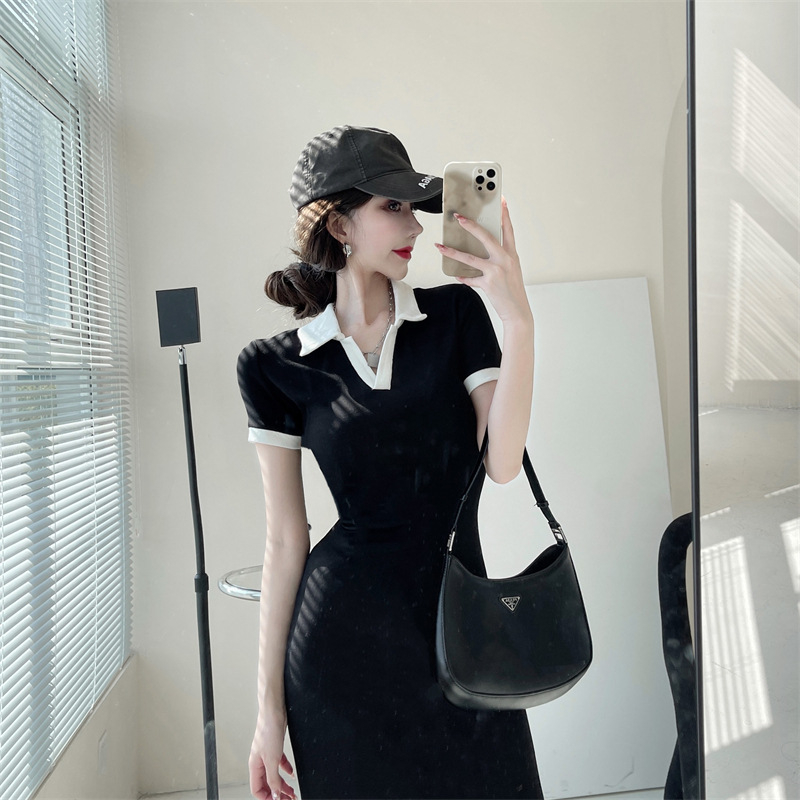 Francia-stílusú polo ruha édes, első szerelem hangulatú, sokoldalú, casual elegáns, karcsúsító derékkal
