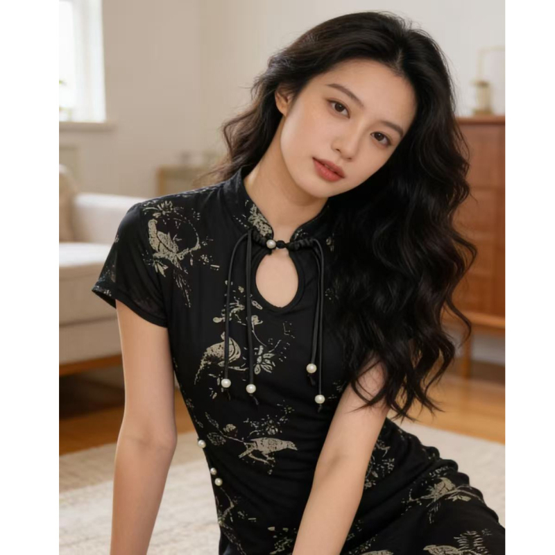Női qipao ruha, új stílusban, fiatalos és kifinomult, magas minőségű mindennapi viselet, középhosszú, modern kínai stílus