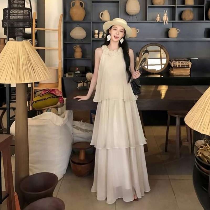 White Magnolia ujjatlan halternekruha, nyár 2026, városi ingázó stílus nőknek