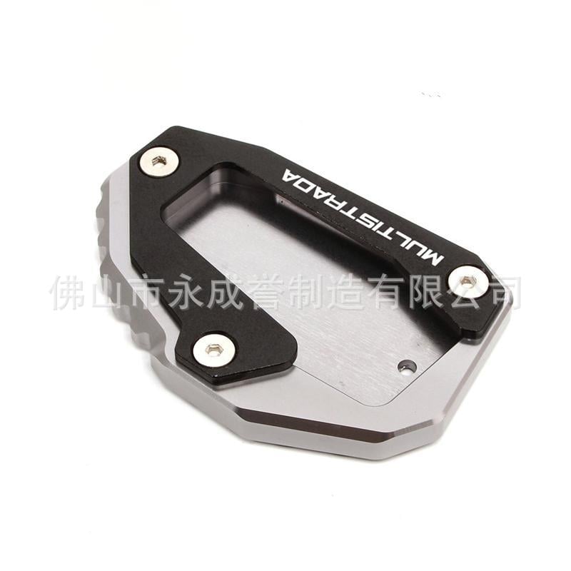 A Ducati Multistrada 950 1100 1200/S/GT 1260 oldaltámaszokkal és megnövelt üléssel lett módosítva.