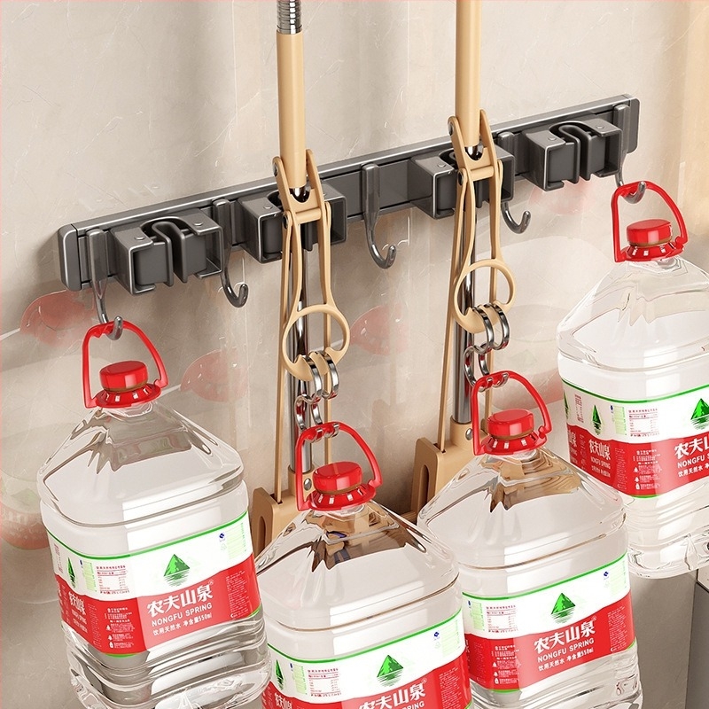 Щипка за окачване на моп за стена, окачена метла, моп, неперфорирана кука, рамка за фиксиране на баня, баня, врата на баня, заден рафт на едро