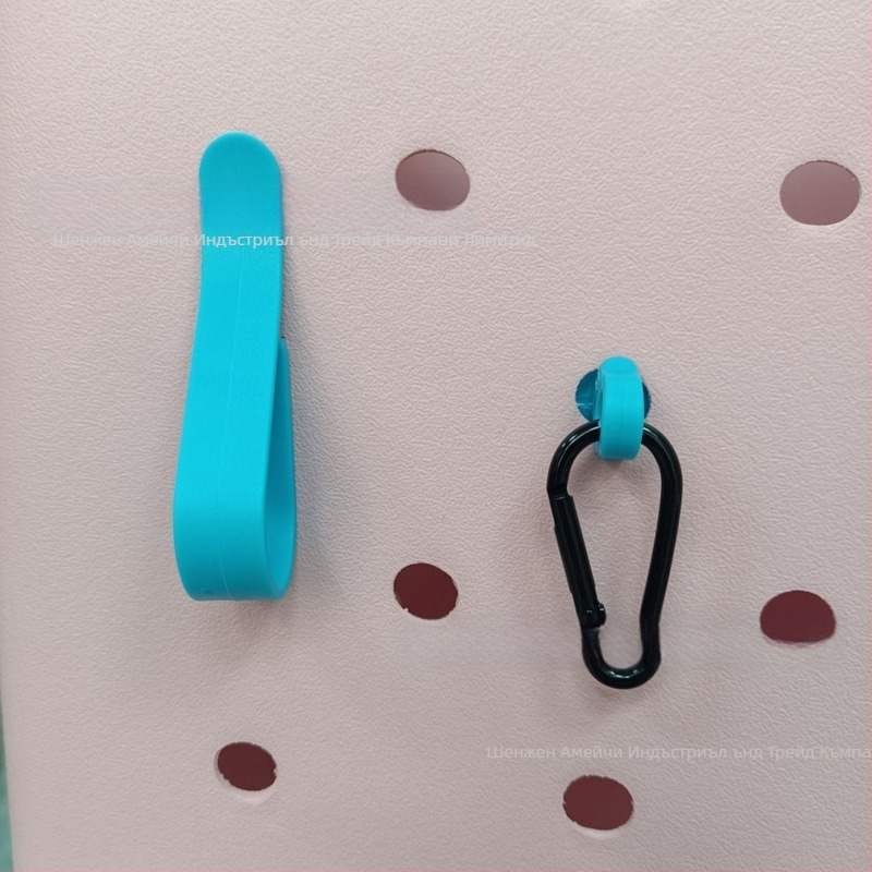 Популярни аксесоари Bog на Amazon Комплект от три куки Карабинер Гъба Катарама Дупка Чанта Аксесоари Медальон