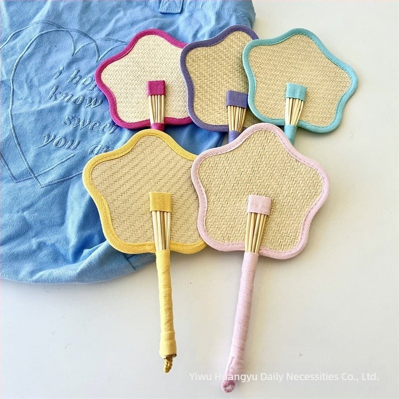 Допаминов фен стил момичешко сърце малка червена книжка същия стил летен сламен вентилатор от пшенично стъбло преносим ръчен вентилатор сладък