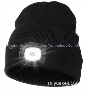 Светоизлъчваща топла плетена шапка с европейско и американско LED осветление