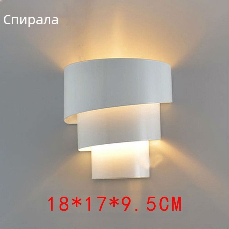 Модерна семпла желязна стенна лампа на едро, хотелска пътека, хол, спалня, нощно шкафче, стенно изкуство, декоративно осветление, производител