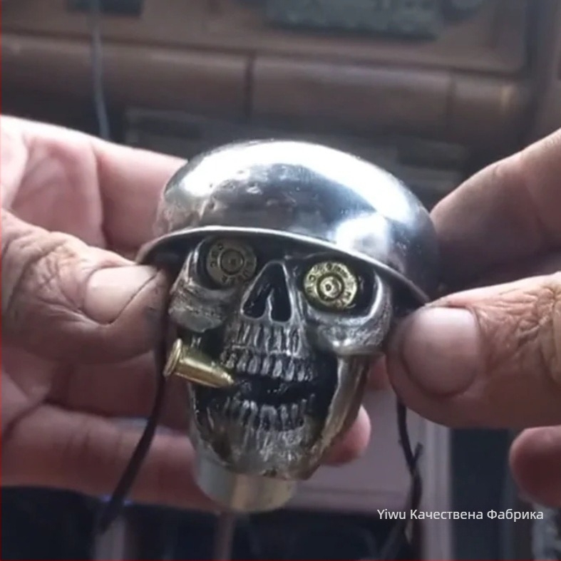 Трансгранично популярни Amazon Skullsoldiergrip Череп Войник Дръжка за скоростна кутия за кола Синтетични смолни орнаменти