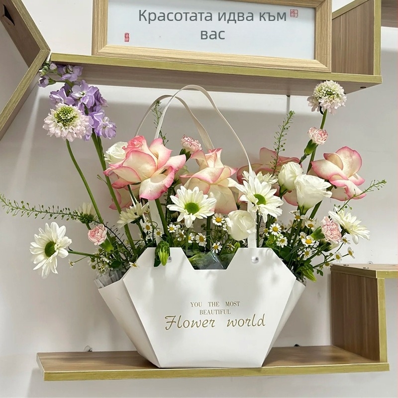 Торба за цветя и подарък със сърцевидна форма, от специална хартия, подходяща за букети и подаръчна опаковка.