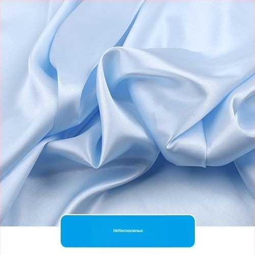 Сатенова тъкан за подплата на облекло; Материал: коприна; Приложение: сценични завеси и сватбена декорация