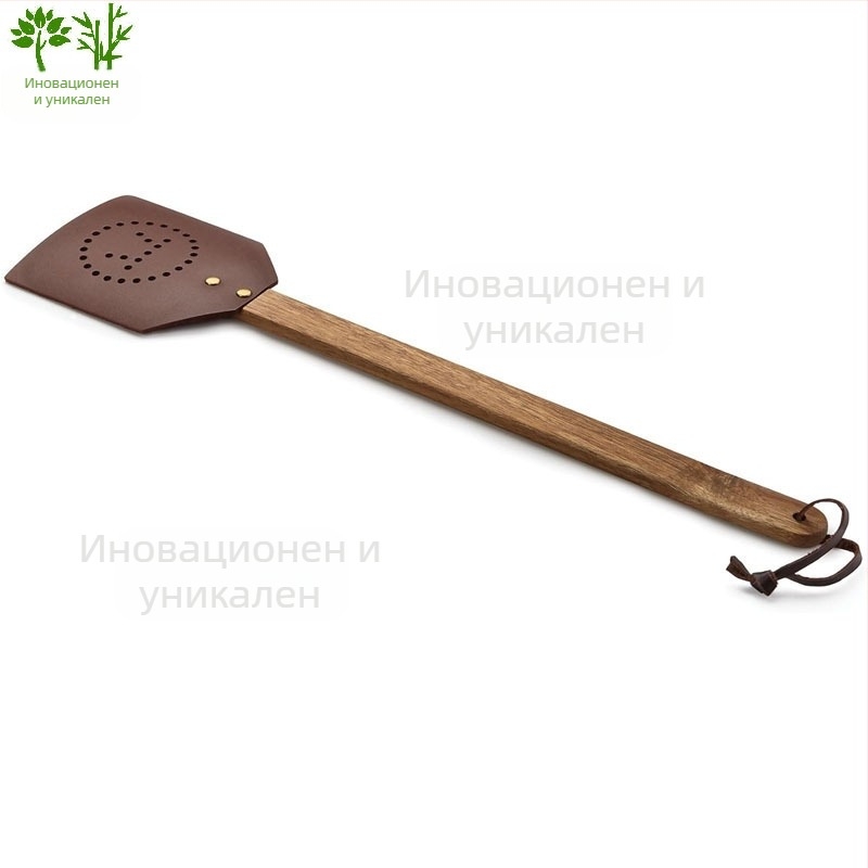 Кожена мухобойка с кръгло дървено тяло и дълга дръжка от бук — тежка, нетоксична