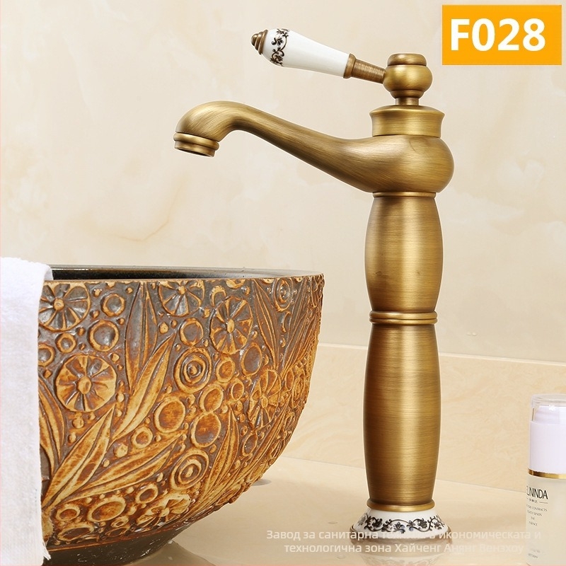 Европейски стил кран за мивка, меден корпус, керамичен клапан, 8 мм вход/изход, повдигащ механизъм