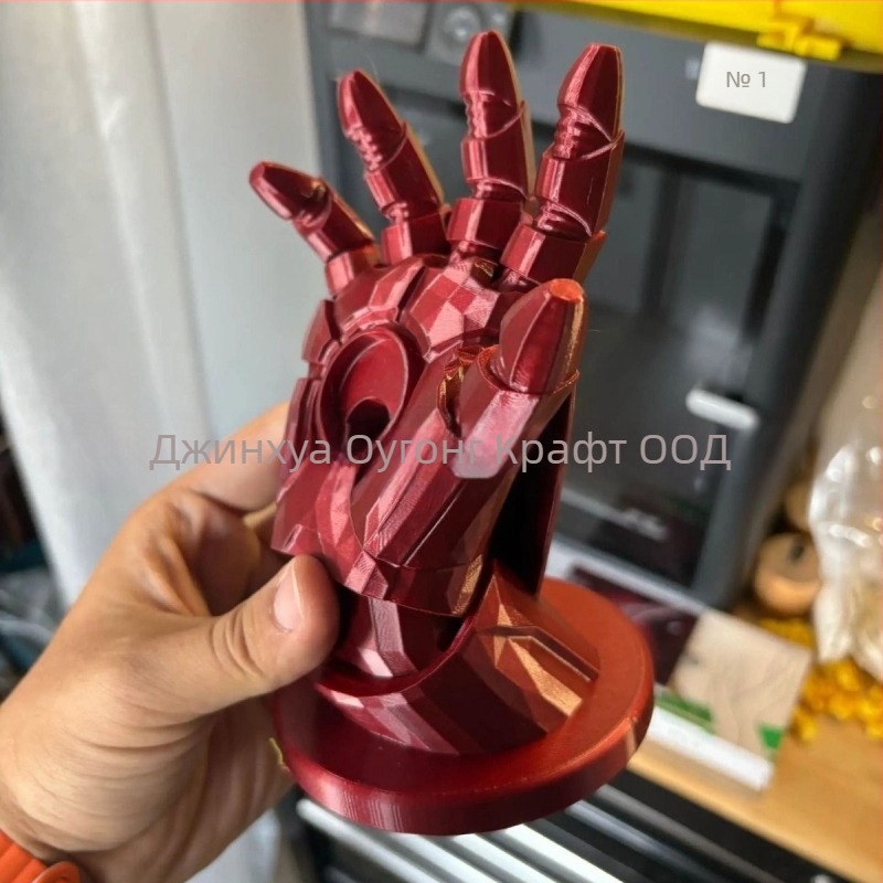 Автомобилен магнитен държач за телефон с 3D принтиран Iron Man дизайн, зарядна база, PLA материал, палмовидна форма, стил модерно изкуство