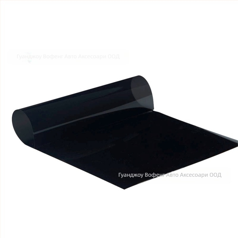 Автомобилен слънчев филм за стъкла — пропускливост на светлина 15–50%, топлоизолация 80%, UV защита 80%, отражение на видимата светлина 50%.