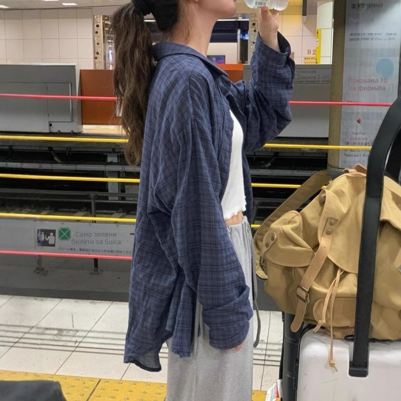 Риза с каре шарка, слънцезащитна лека риза за външно носене, яка поло, дълги ръкави, свободен силует, планка с множество катарами