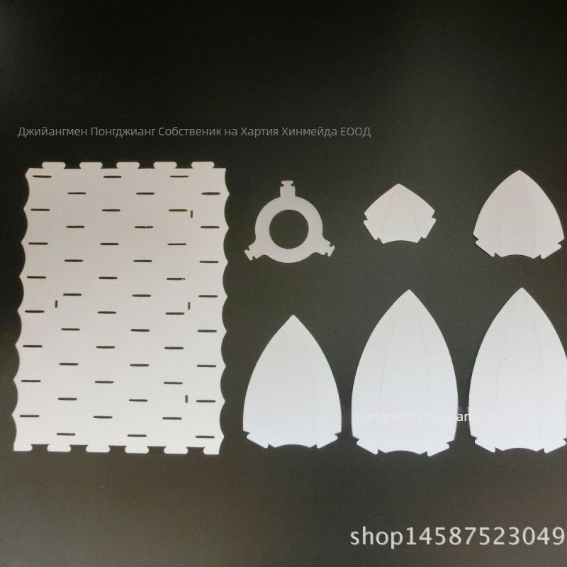 Шестслоен лотосов абажур за холни полилеи и настолни лампи, пластмасов, съвместим с E27, дебелина 0,5 мм, тегло 0,38 кг