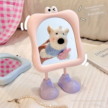 Yiyou грим огледало - настолно, вертикално, пластмасова рамка, сребърно огледало, без електричество, подходящо за общежитие, дневна или спалня.