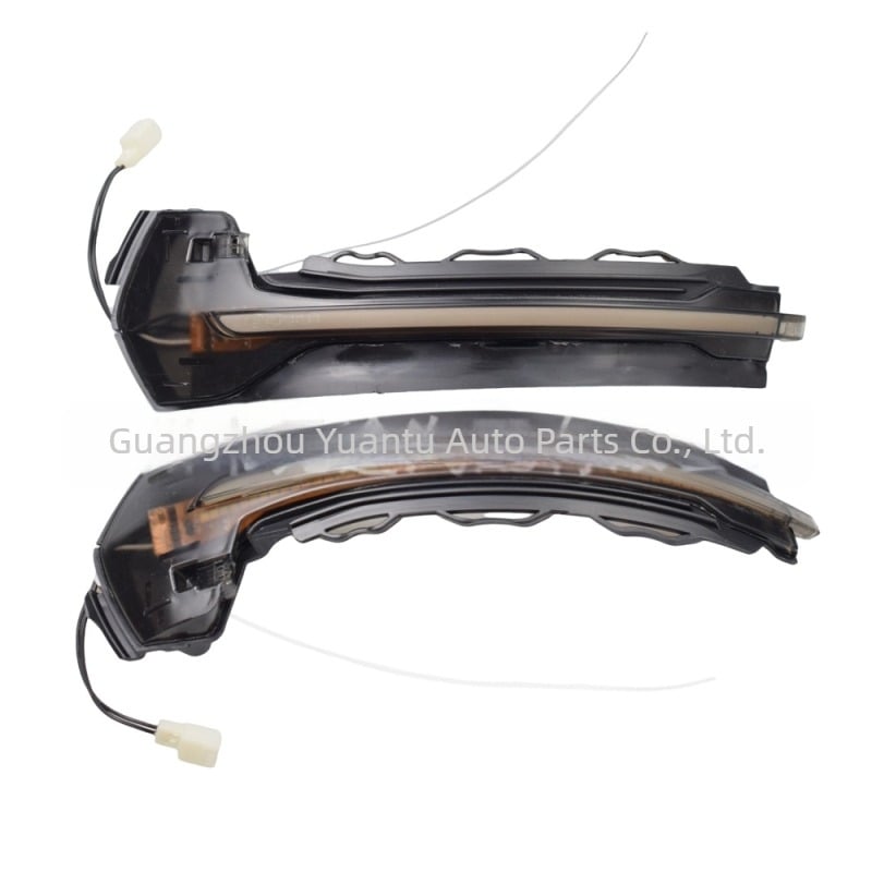 Audi A3 8V (2013-2020) Светлини за мигач на задното огледало — ABS, 12V, 5W, модел 8V0 949 101/102, двуцветно осветление: жълто със син и бял акцент