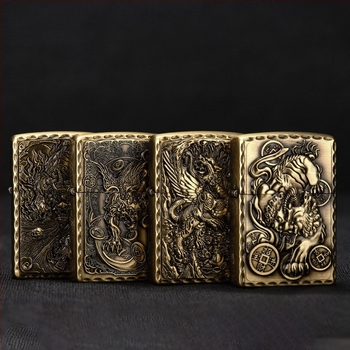 Метална керосинова запалка с релефен античен дизайн и ветроустойчиво изпълнение, митични зверове: дракон, тигър и Сузаку