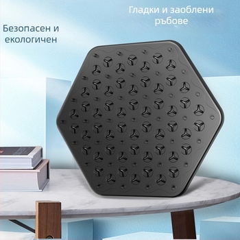 Настолна пъзел‑верижна игра – мултиплейър интерактивна игра с гумена лента и триъгълник; пластмасова конструкция; развива логическо мислене и родителско‑детска комуникация; подходяща за деца и възрастни на възраст 4–60 години.