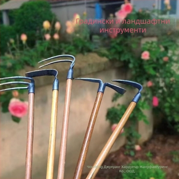 Градинска мотика с дървена дръжка и чугунена глава, модел 773.2, за озеленяване и засаждане на зеленчуци