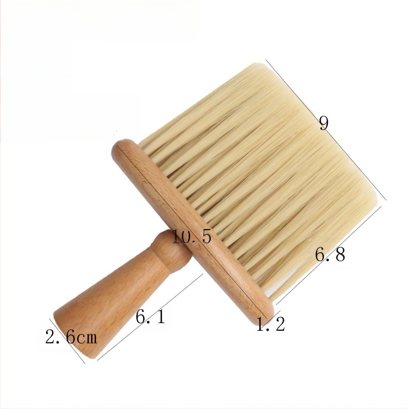 Четка за брада с дървена дръжка и естествени свински власинки