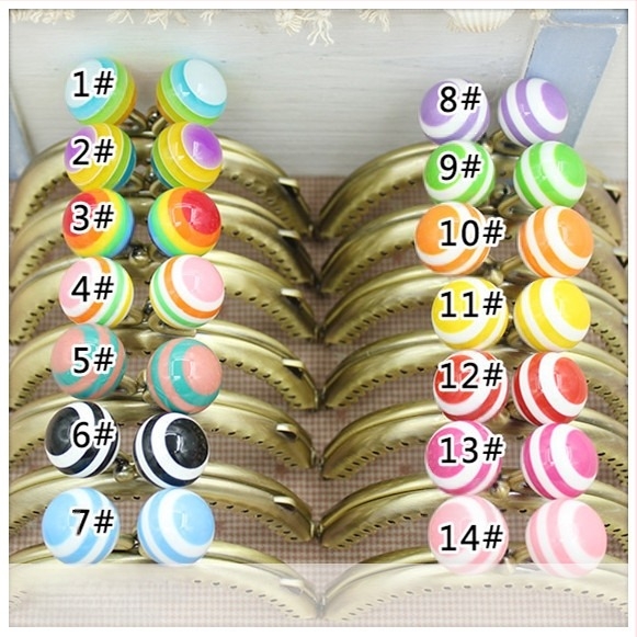 Guofa 0168-YS метален багажен хардуер със полукръгъл релеф — модел 0168-YS; Материал: Желязо; Дизайн: Метал; Бранд: Guofa; Категория: Аксесоари за багаж