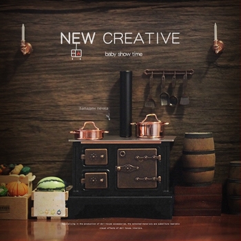 Миниатюрен комплект за куклена къща: Западна кухня, ретро стил, мини печка и шкаф; Бранд Little Mikey House; Материал: сплав; Персонализиране: Да; Режим на обработка: Проба; Възраст: 15-17 г.