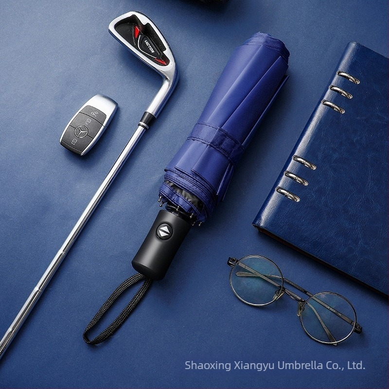 Чадър със 8 ребра, ветроустойчив трипътен дизайн, полуавтоматично отваряне и автоматично прибиране, възможност за печат на лого, плат 210T