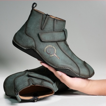 Мартин ботуши с горна част от естествена кожа, памучна подплата, каучукова подметка, средно високи ботуши с страничен цип.