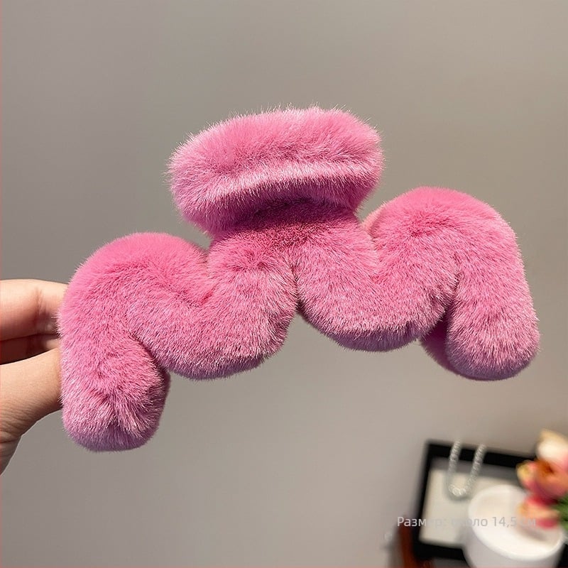 Клип за коса от плюш, грипер стил, ръчно изработен (материал: плюш; стил: грипер; класификация: клип-грипер; категория: украса за коса)