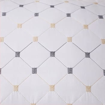 Възглавница с пълнеж Nine-hole fiber, регулируема височина, квадратна форма, тегло 0.55–1.0 кг