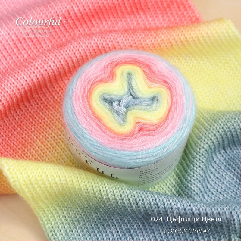 Градиентно боядисана вълнена топка за ръчно плетене – Spray-spun, средна дебелина