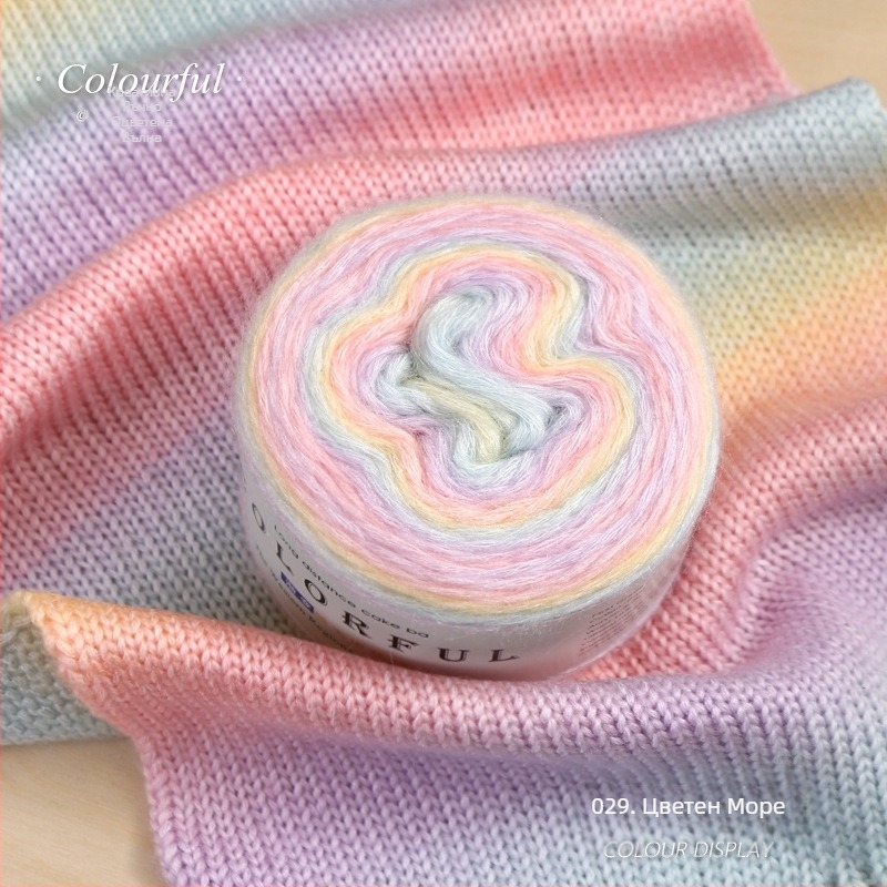 Градиентно боядисана вълнена топка за ръчно плетене – Spray-spun, средна дебелина