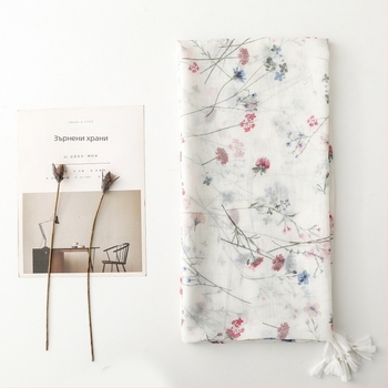 Дамски шал: полиестер, права тъкан; топлина и защита от слънцето; четири сезона; свеж и сладък стил