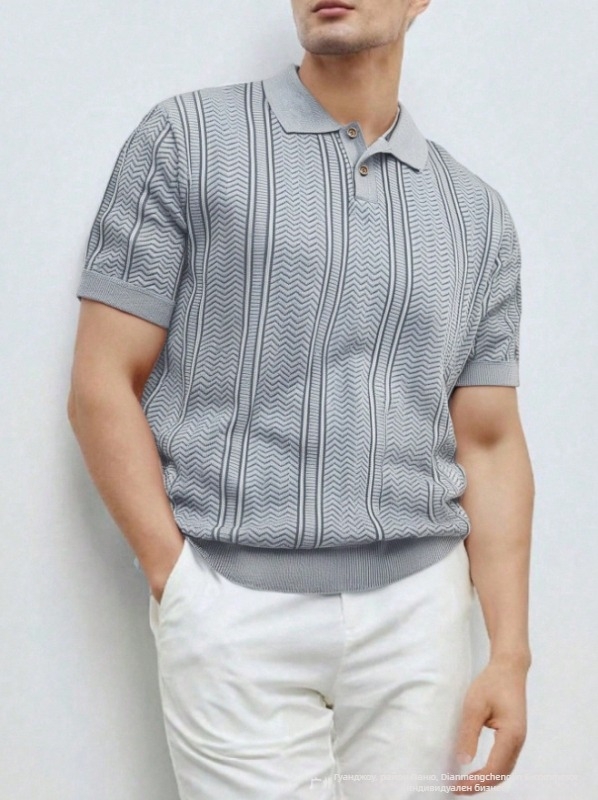 Пуловер в британски стил с яка тип риза, дълги ръкави, вълна 30–35%, антибръчкване