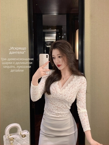 Дамска дантелена риза с V-образно деколте, дълги ръкави, куха мрежеста дантела, А-линеен силует, смес нейлон/акрил, есенно издание 2025