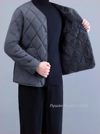 Мъжко памучно яке с поларена подплата за зимата, къс модел, тясна кройка, едноредно закопчаване, джобове с патч дизайн (3 джоба)